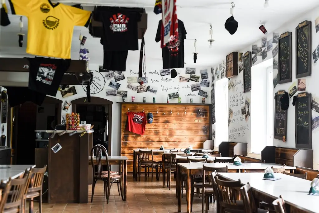 Chaozz Bar U Tří Mostů ristorante a Okres Ústí nad Orlicí