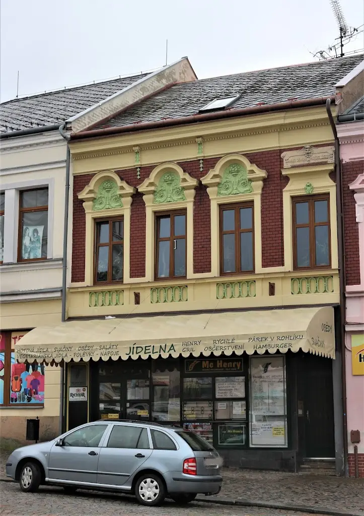 Henry Gril - Veselý Milan Ing._Okres Ústí nad Orlicí_slider_image_3