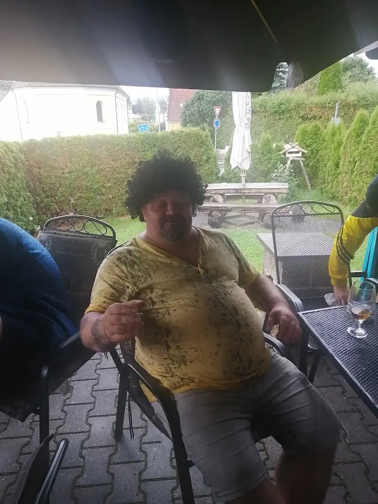 Pavel Groll_Club P & P_Bělá nad Radbuzou_review