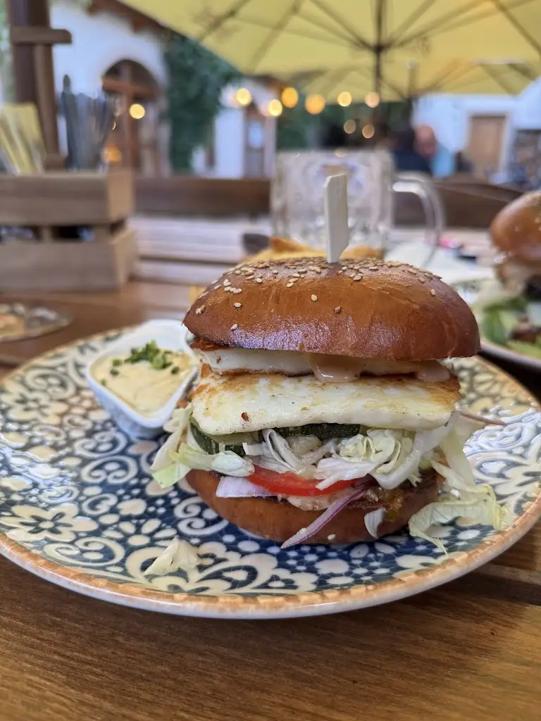 Tereza Slabá_Osmý den_Černošín_review