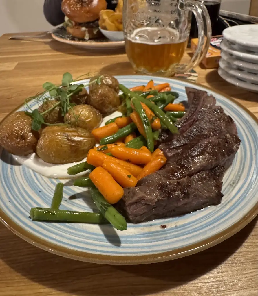 Osmý den_Černošín_slider_image_2