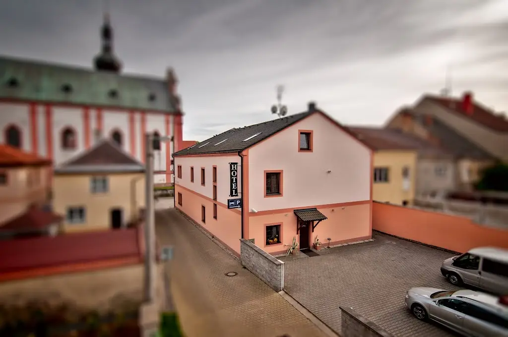 Hotel and Restaurant Merica restaurant in Bor