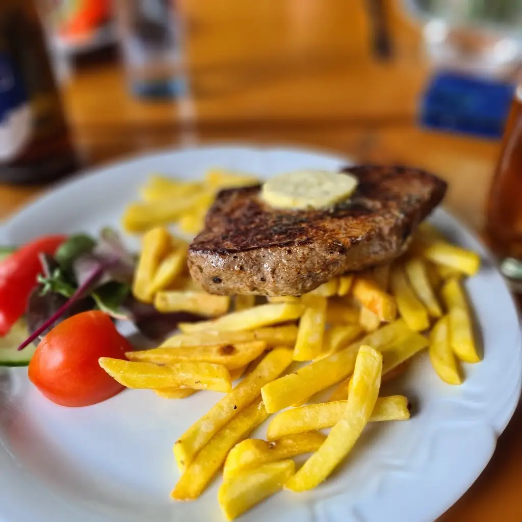 Zájezdní hostinec OBORA Trpišov_Slatiňany_slider_image_2