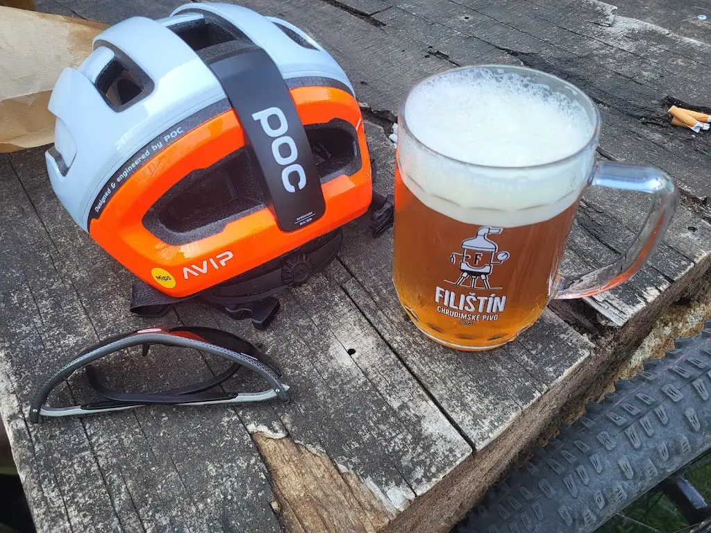 pavel hikl_Občerstvení Nové Místo_Slatiňany_recensione