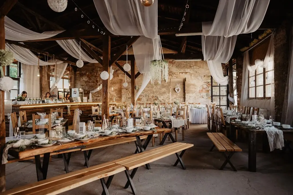 Občerstvení Nové Místo_Slatiňany_slider_image_1