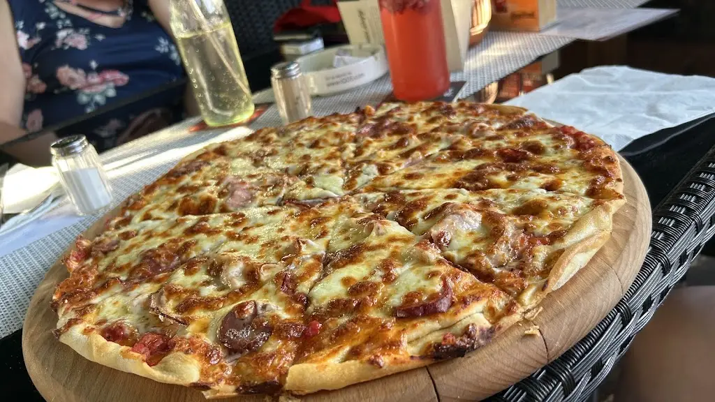 Motorest Bonet_Slatiňany_slider_image_2