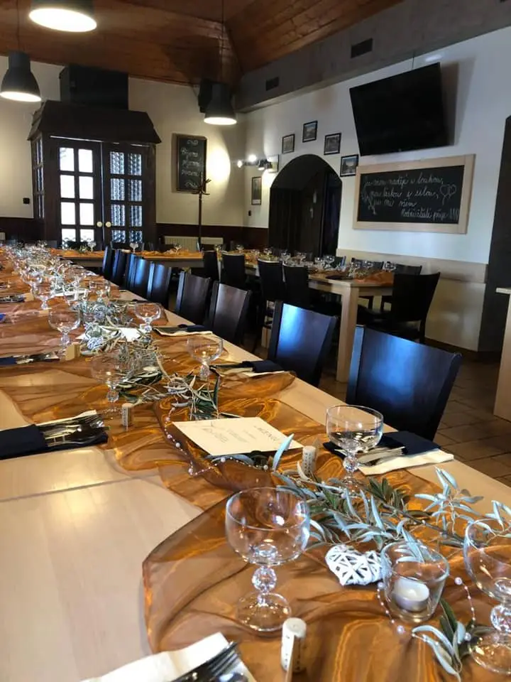 HOSTINEC U WENZLŮ_Slatiňany_slider_image_2