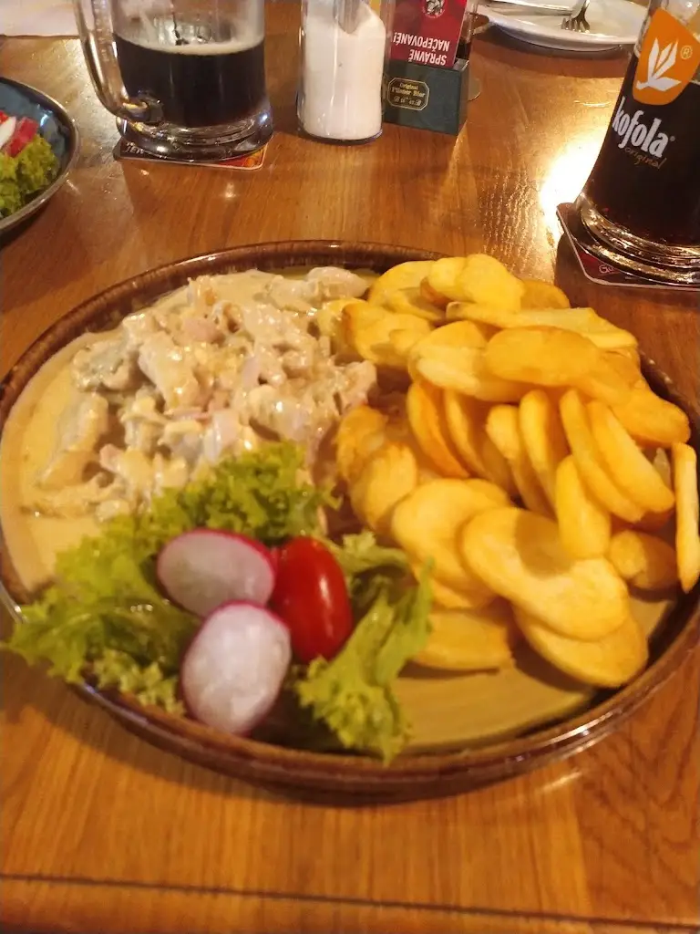 Josef Ouroda_Hostinec U Broučka_Milevsko_review