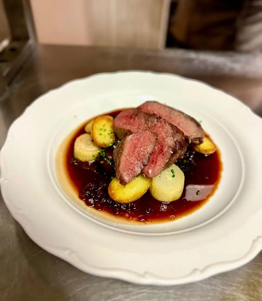 Restaurace a penzion TLUSTÁ KACHNA_Slatiňany_slider_image_3