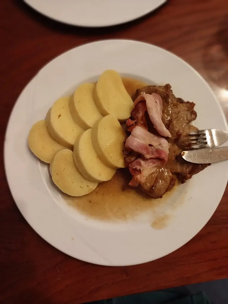 Pavlína Konečná_Restaurace Panský dům Blovice s.r.o._Blovice_review