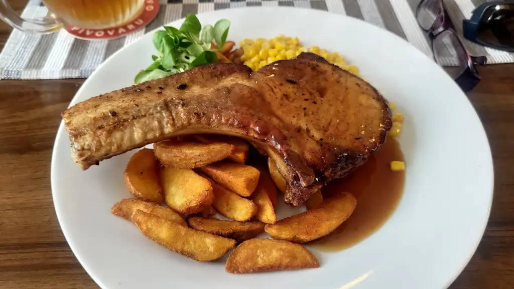 Iveta Honzová_Restaurace Sporthotel Milevsko_Milevsko_review