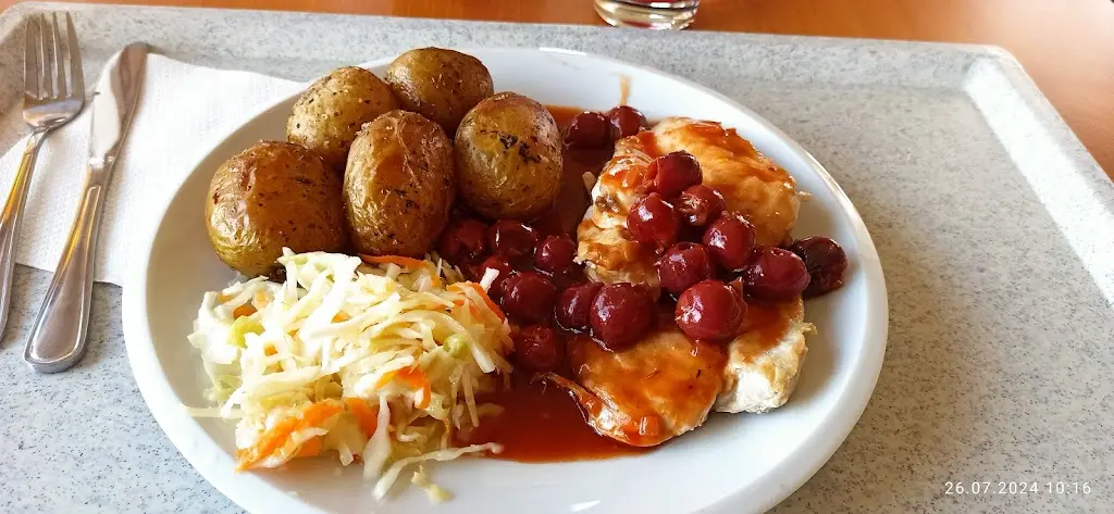 Jídelna v patře_Blovice_slider_image_2