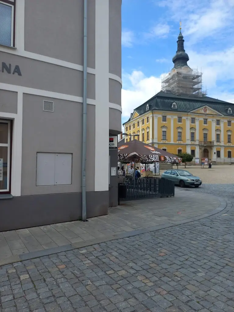 Bufet_Polička_slider_image_3