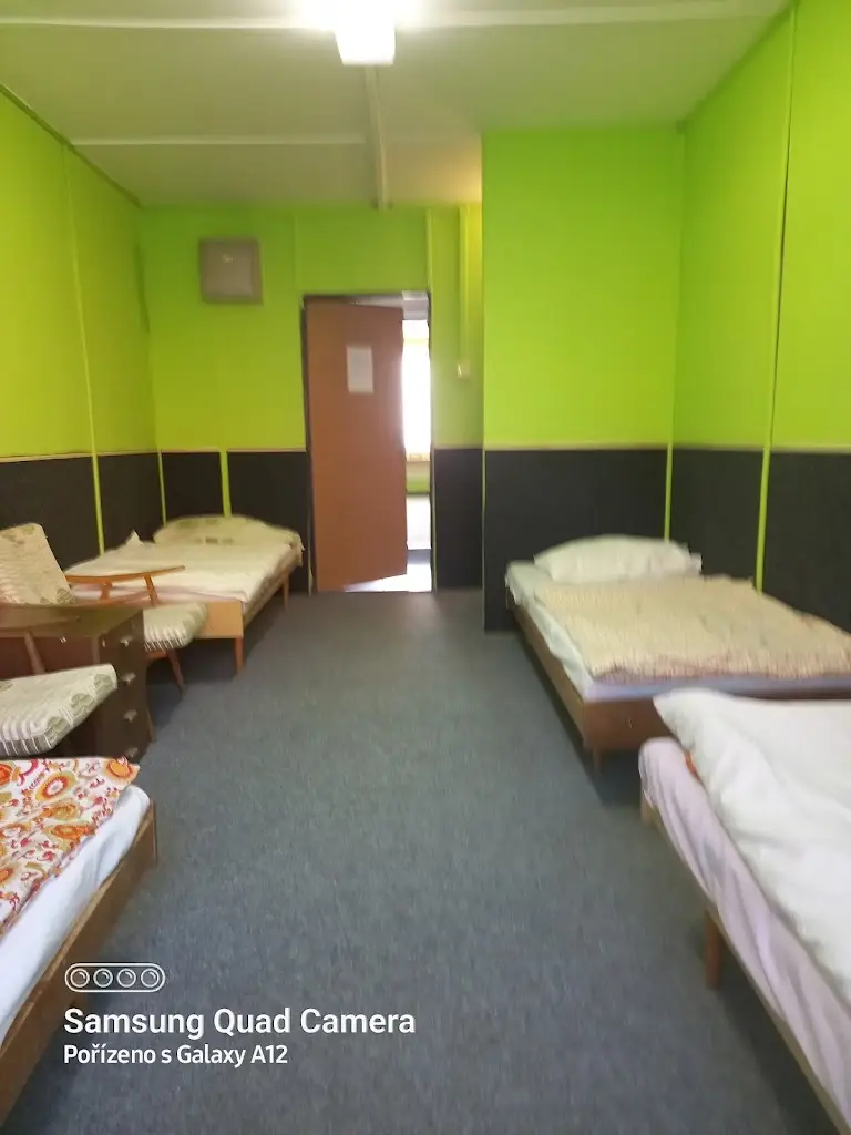 Kemp a hospůdka V Ofsajdu Polička ristorante a Polička