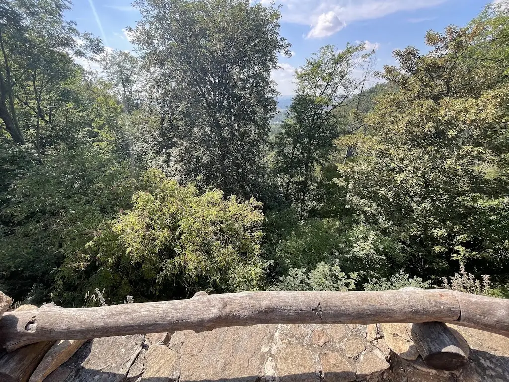 Ilya Heikinen_Zahrádka v podhradí_Třemošnice_review