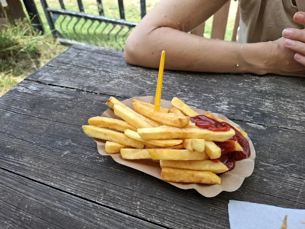 Občerstvení restaurant in Třemošnice