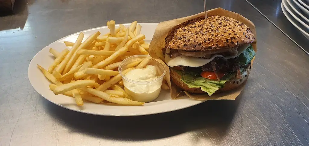 Menu_Jídelna IPPE_Dýšina_image_4