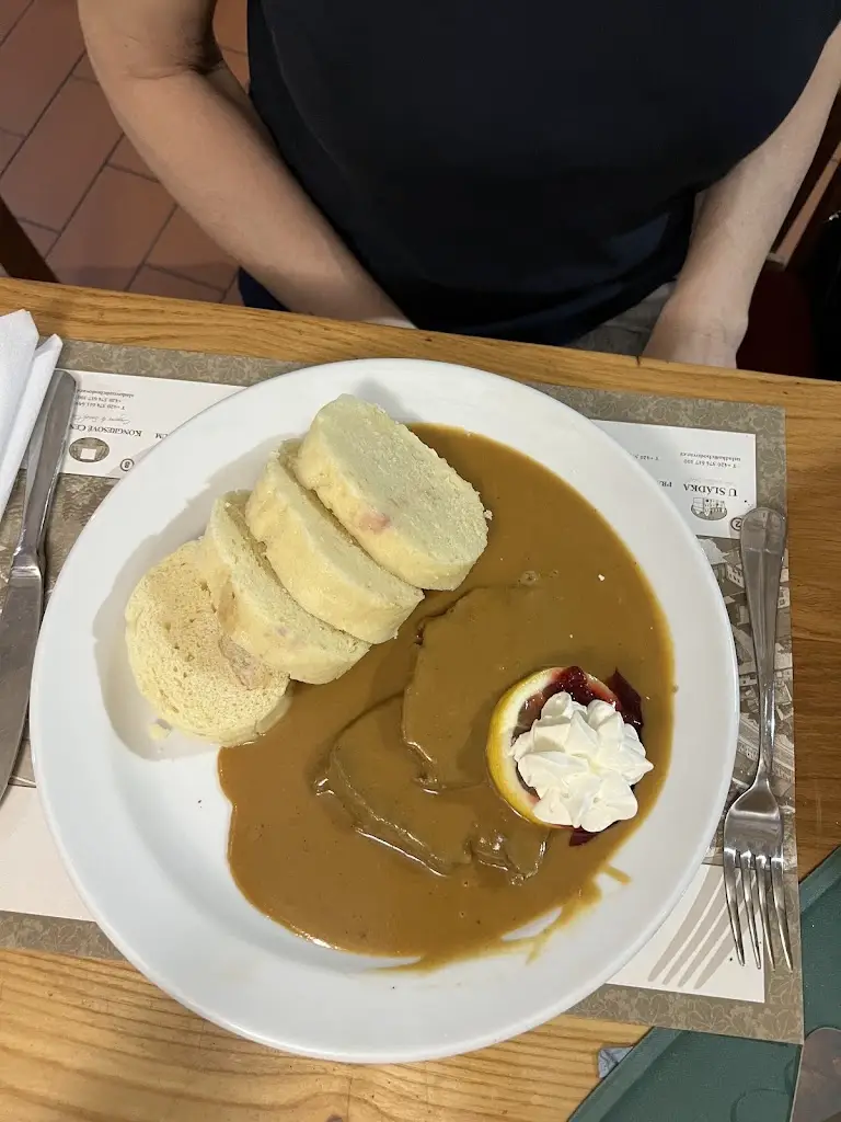 Reina Cartagena_Restaurace Ve Skále_Chodová Planá_recensione