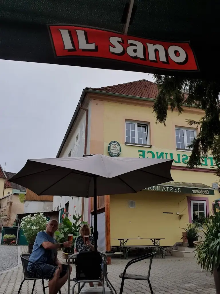 fred liebing_Slunce_Chodová Planá_review