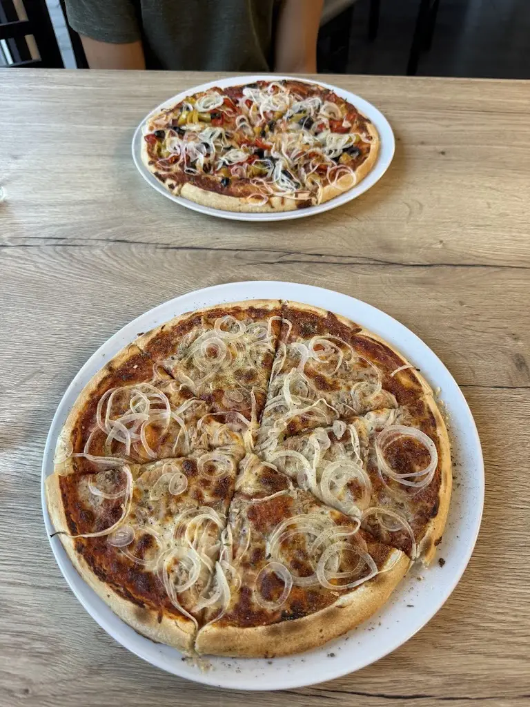 Jan Budínský_Pizzerie Chodová Planá Pizza park_Chodová Planá_review