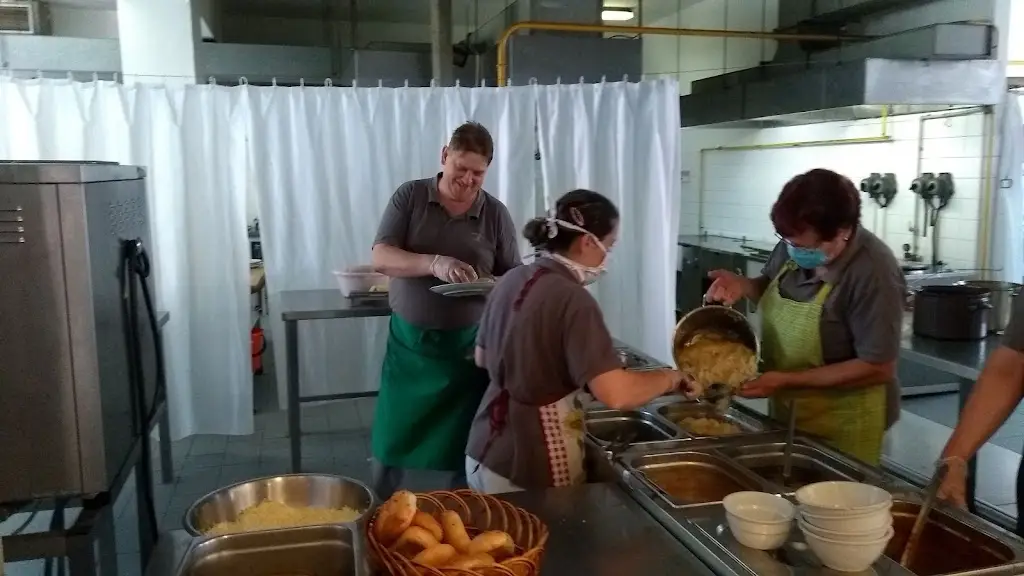 Irena Kolafa_Jídelna Lidovka_Milevsko_review