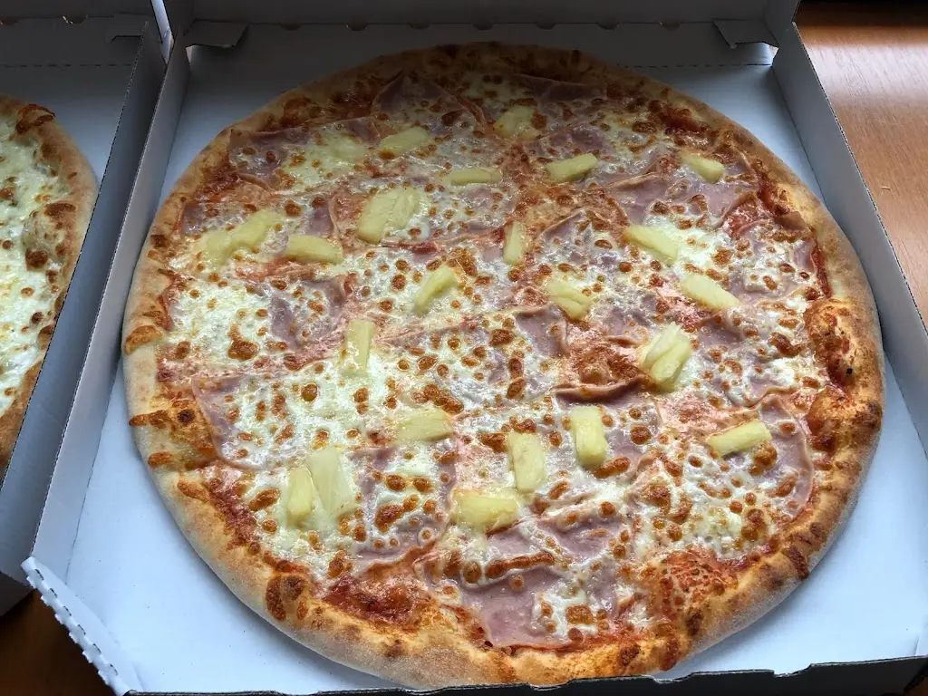 Pizza Edi Žamberk_Žamberk_slider_image_2