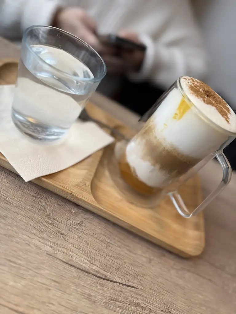 Jakub Hloupy_NEJEN CAFFÉ U Páji_Žamberk_review