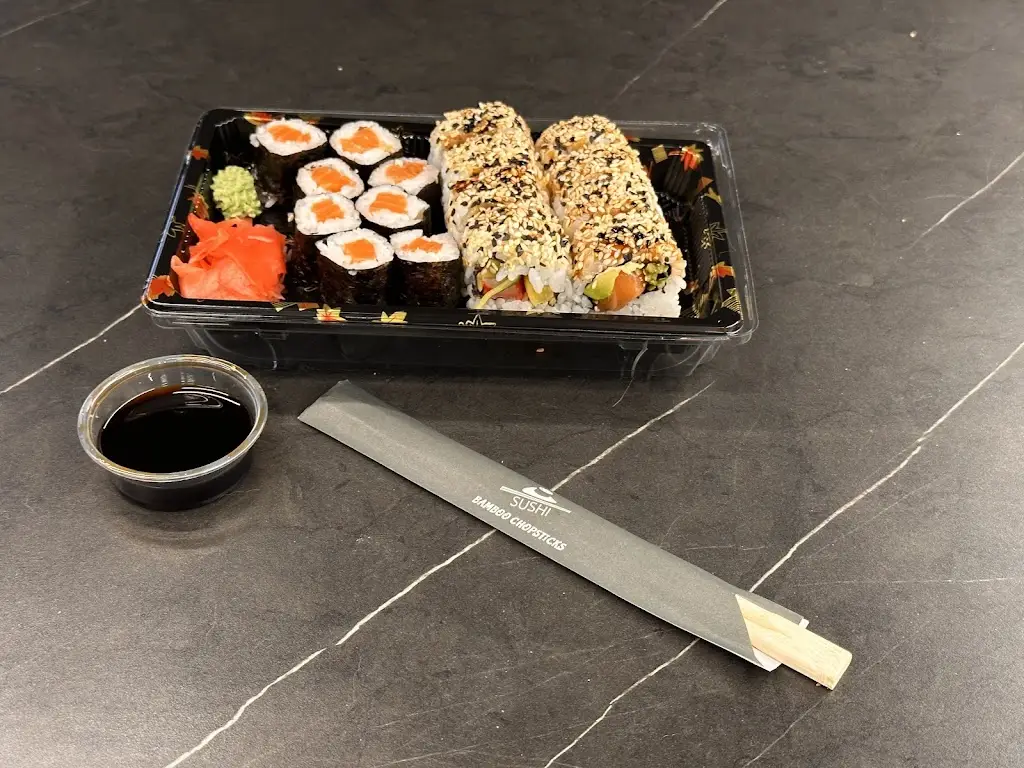 Jakub Kolář_BIM Asian food - Sushi_Holýšov_review