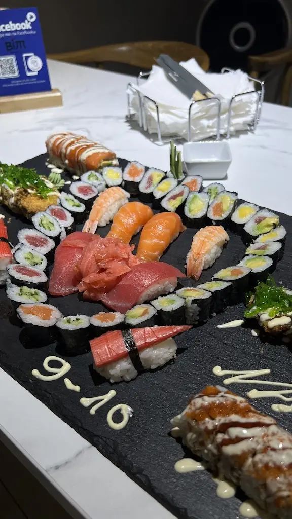 BIM Asian food - Sushi_Holýšov_slider_image_3