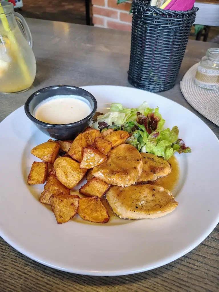 Pudhuvai Baveesh_Měšťanský pivovar Kujebák_Vysoké Mýto_review