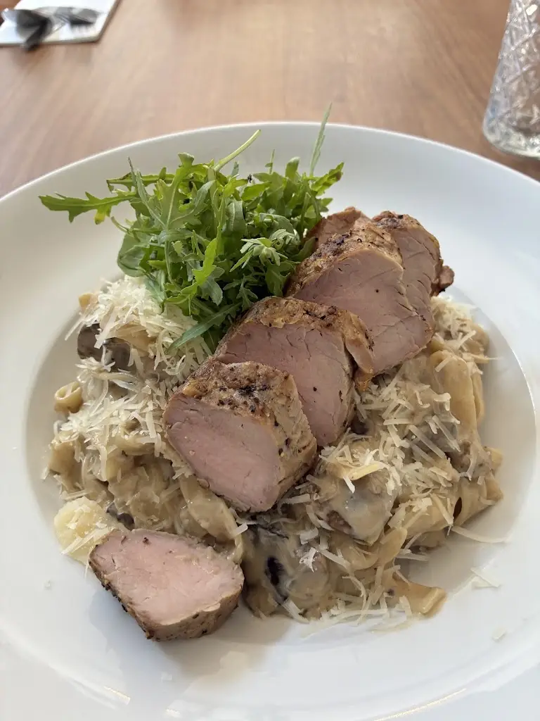 Karina Gabrielová_Košíkovic jídelna_Vysoké Mýto_review