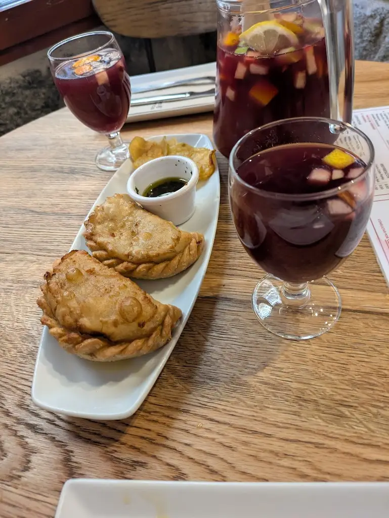 Chris Romer_El Sur de Moratín_Bernartice_review