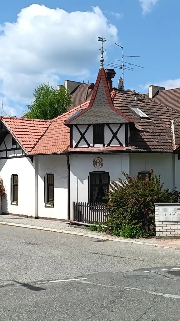 Zámeček_Milevsko_slider_image_2