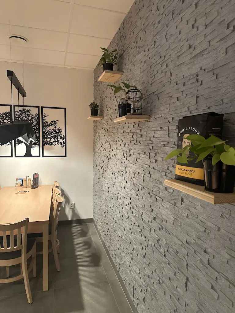 Rud's Pizza_Horní Bříza_slider_image_1
