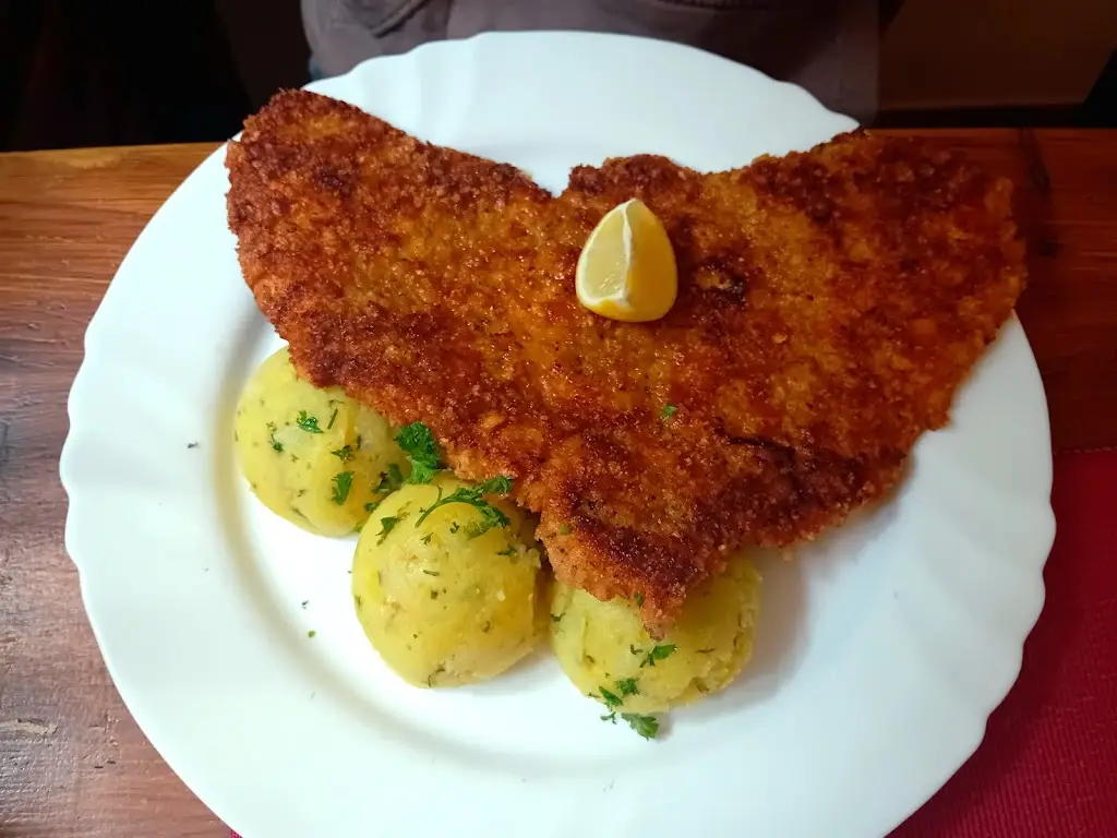 Julie Hrbáčková_Restaurace Sparta_Líně_review