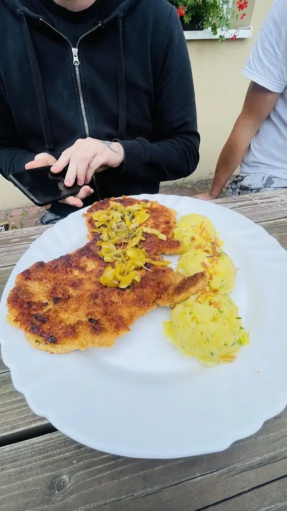 eva skačanová_Restaurace Sparta_Líně_review