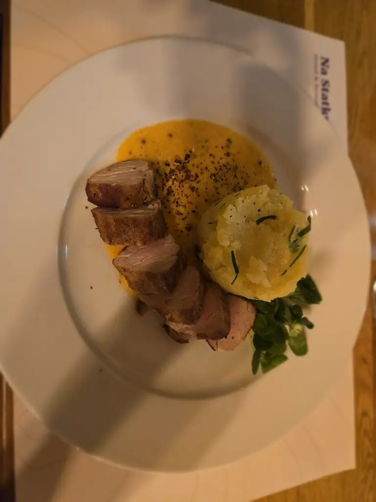 Jan Bartos_Restaurace Na Statku_Mirošov_review