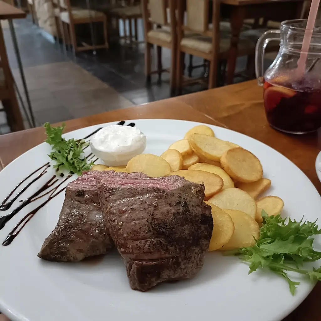 Jeannette de Moor_Restaurace Velký Špejchar_Město Touškov_review