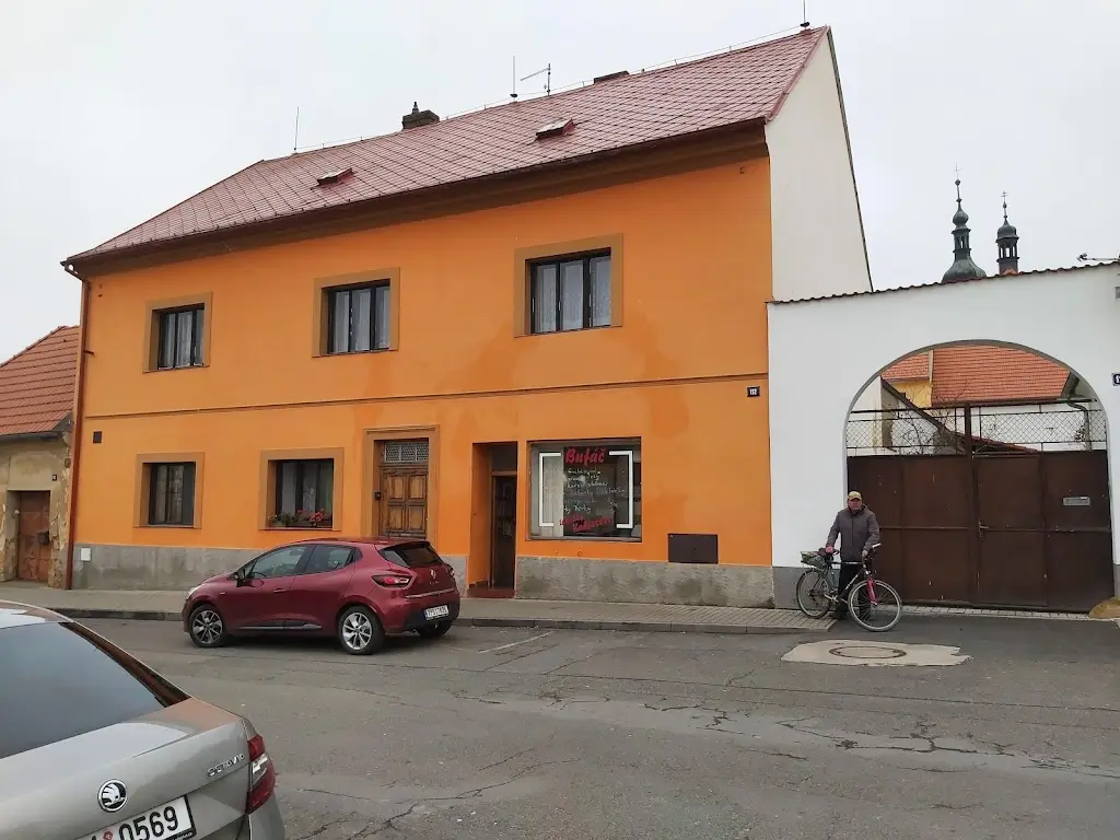 BUFÁČ KADLECOVI - rozvoz i osobní odběr restaurant in Město Touškov
