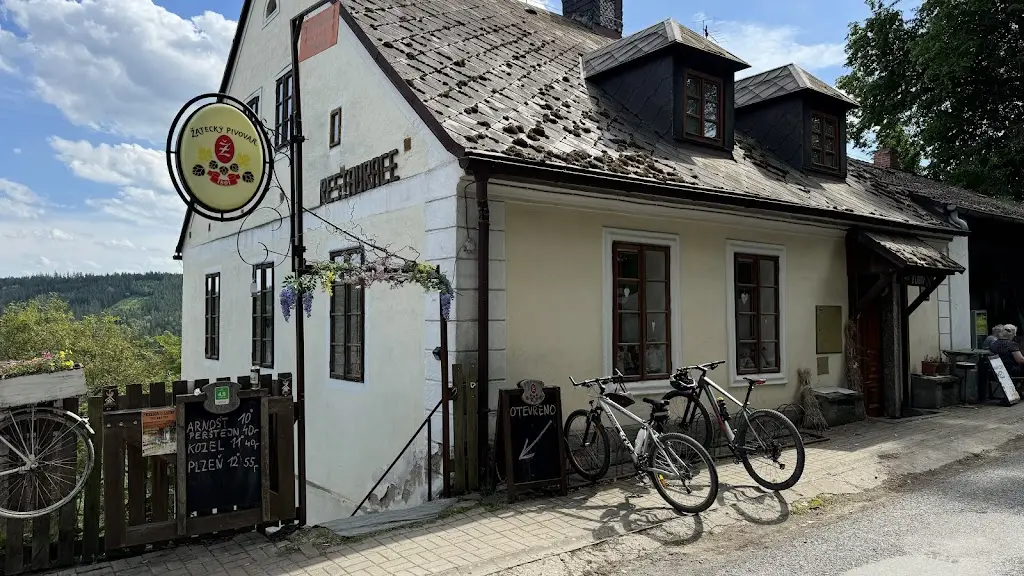 Restaurace U Laury_Manětín_slider_image_3