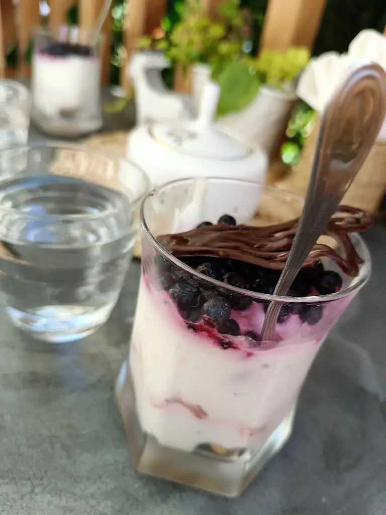 Menu_kavárna, café bar V Kozím Peří_Manětín_image_4