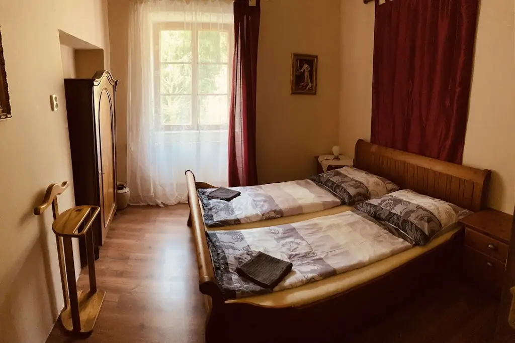 Ubytování a Hostinec U Kamenného mostu Rabštejn_Manětín_slider_image_2