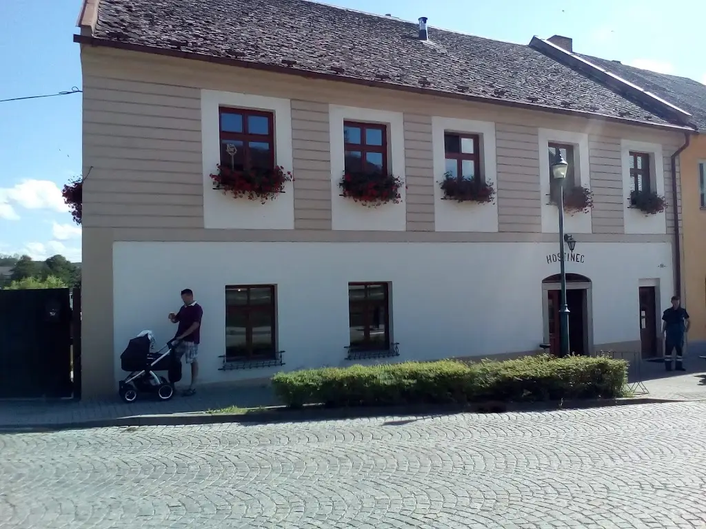 Hostinec Na Krizovatce_Manětín_slider_image_3