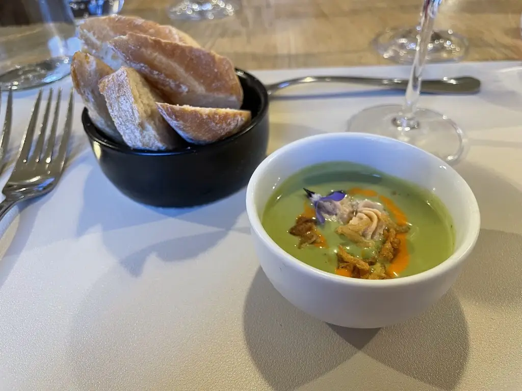 Ramiro Serier_Restaurace a kavárna Nebespán_Kašperské Hory_recensione