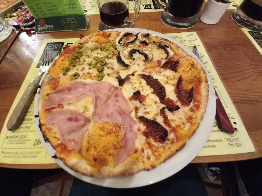 Menu_Pizzerie Pod hradem_Kašperské Hory_image_4