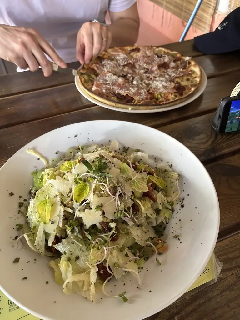 Jakub Čmok_Pizzerie Pod hradem_Kašperské Hory_review