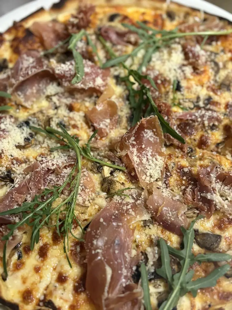 Pizzerie Pod hradem restaurant in Kašperské Hory