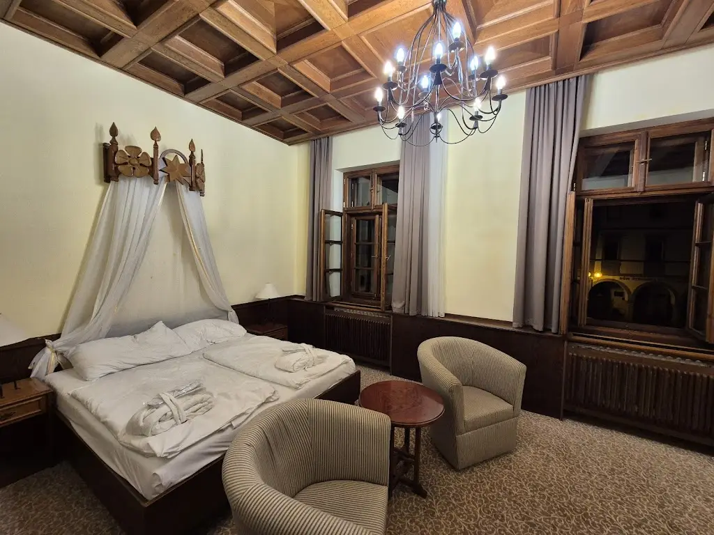 Cliff Madell_Hotel Zlatá hvězda Třeboň_Nová Bystřice_review