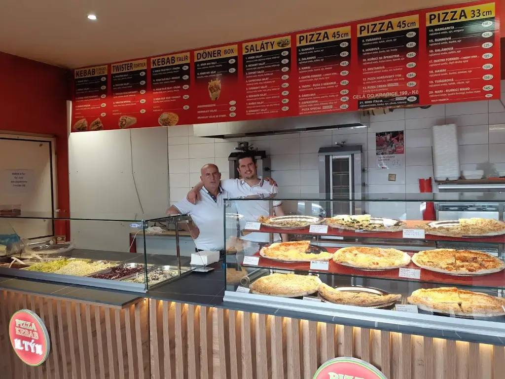 Pizza Kebab Grill_Horšovský Týn_slider_image_3