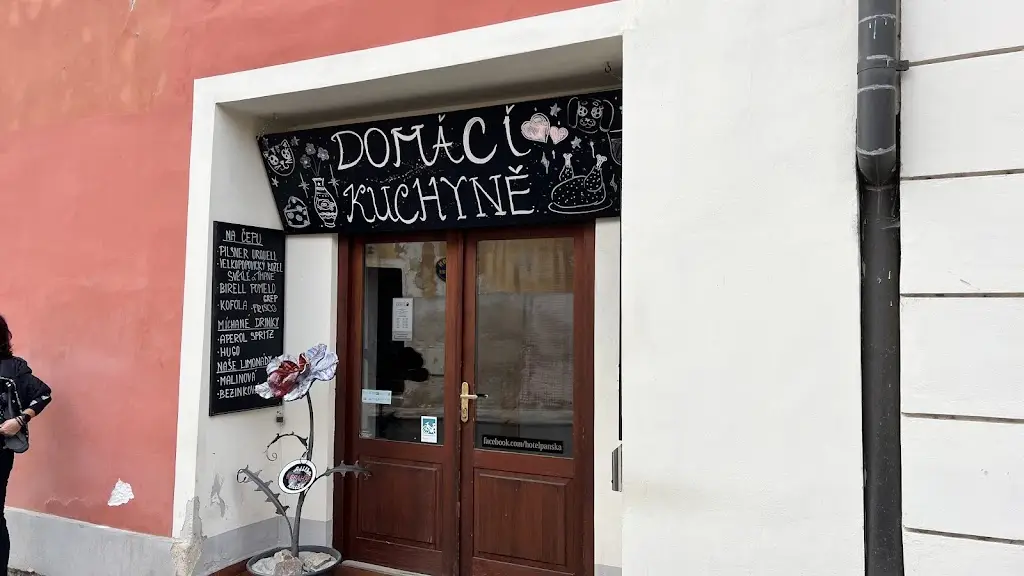 Restaurace Špajz_Bechyně_slider_image_3